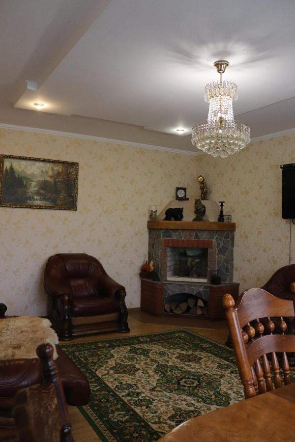 Villa Садыба Полыцька Guta Esterno foto
