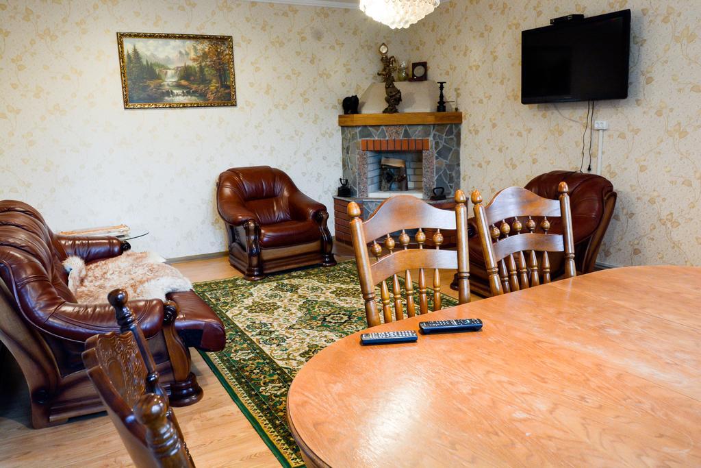Villa Садыба Полыцька Guta Esterno foto